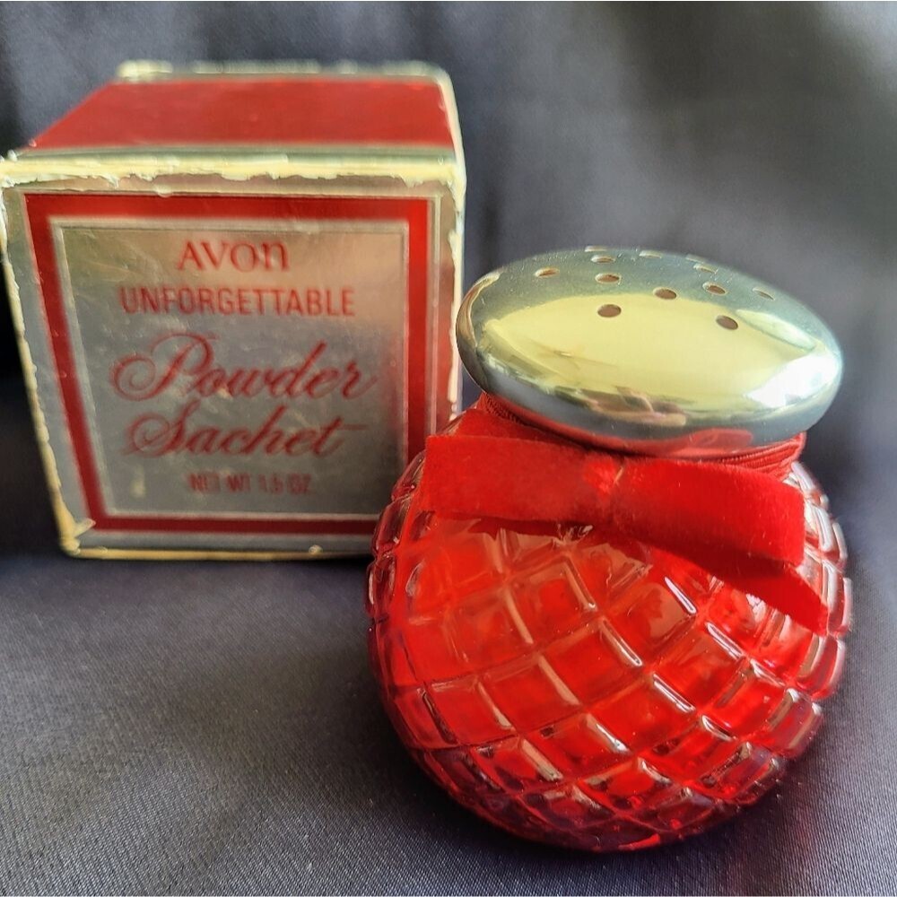 Avon Unforgettable Powder Sachet 1.5 oz Red Glass Jar with Original Box